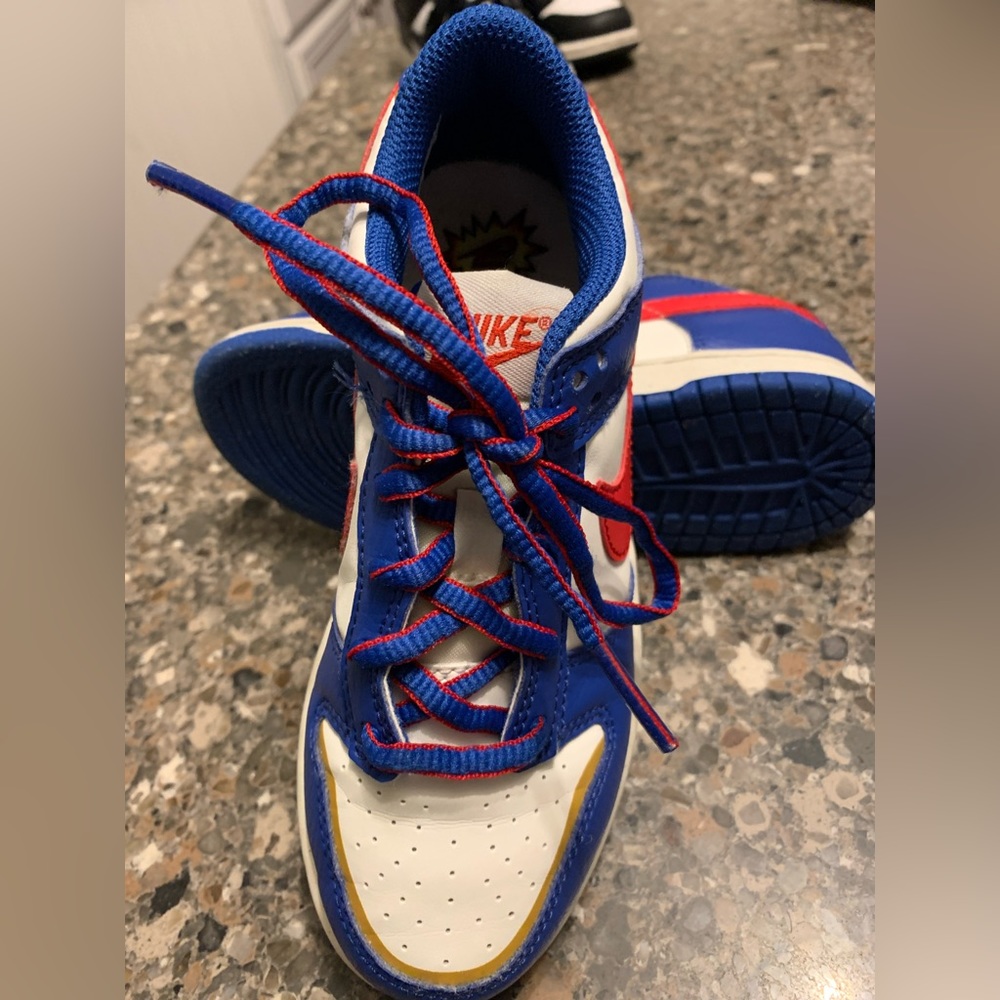 Nike kids- dunks low, super hero edition